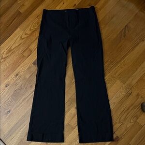 Guess Women's dress pants 

Size 34
Excellent condition